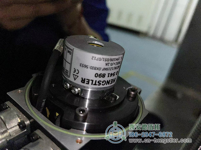 圖為亨士樂(lè)AD36系列編碼器在醫(yī)療器械上的應(yīng)用照片 圖為亨士樂(lè)AD36系列編碼器在醫(yī)療器械上的應(yīng)用照片